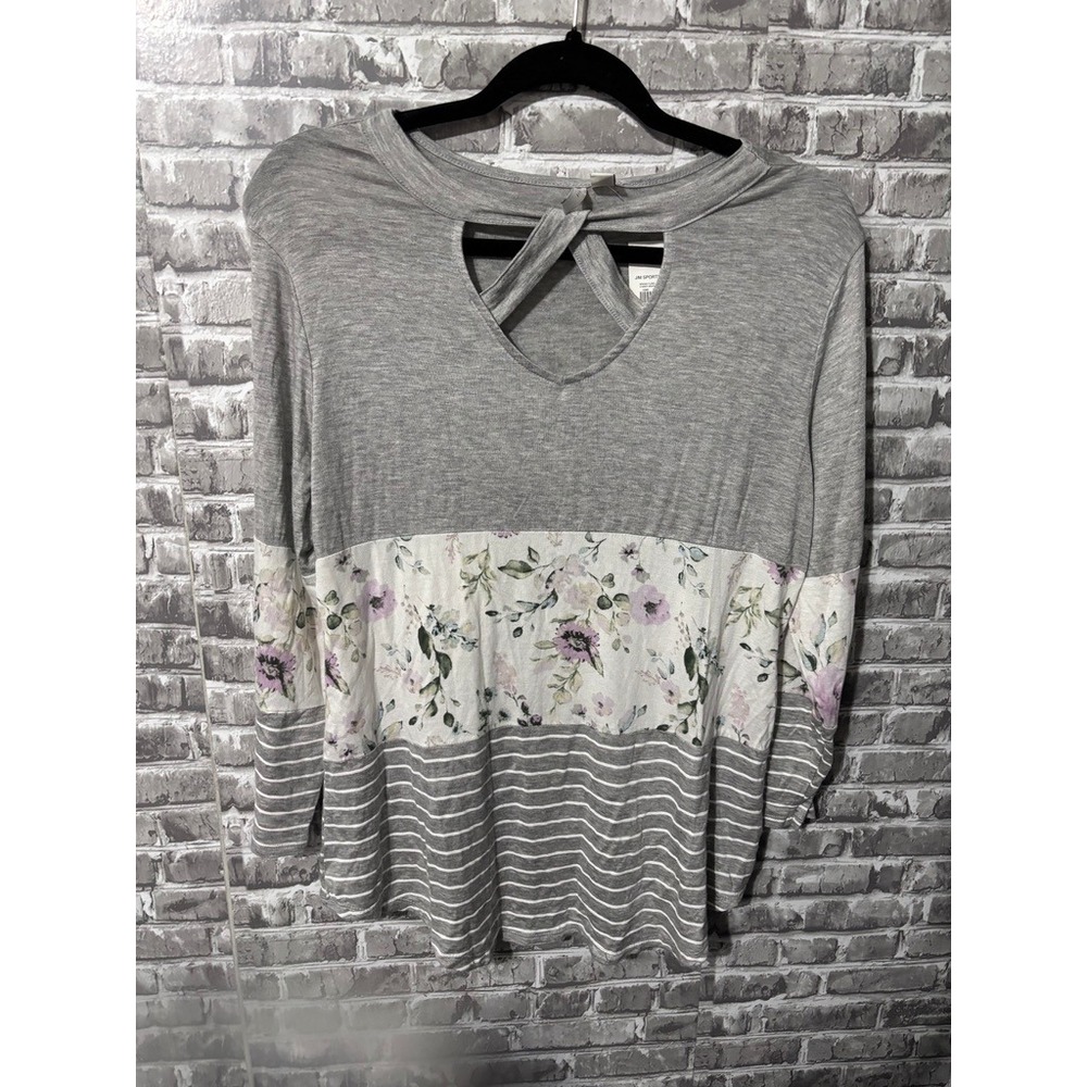 Cato Floral/‎ striped top NWT